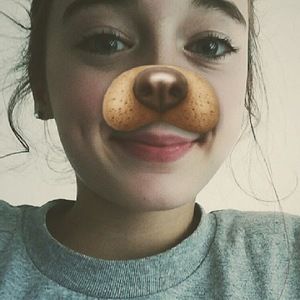 Meet your Posher, Zella